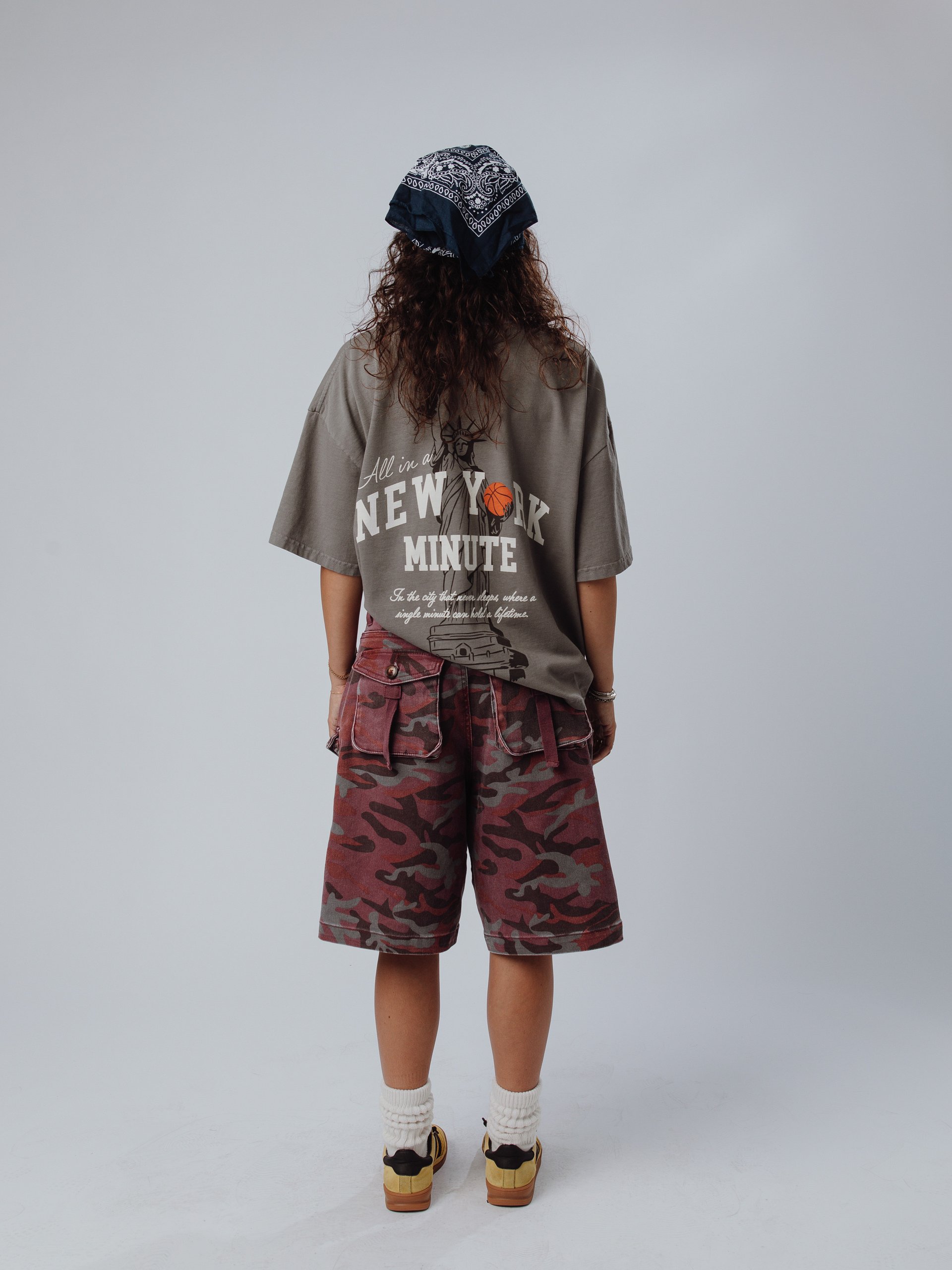 New York Minute 'Lady Liberty' Crop Tee product image (8)