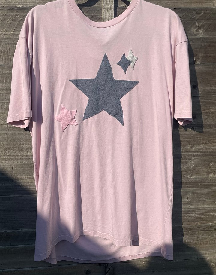 pink star tee product image (1)