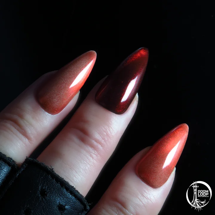 BEYOND THE SCARLET VALE - Red Shimmer Magnetic Topper Nail Polish product image (2)