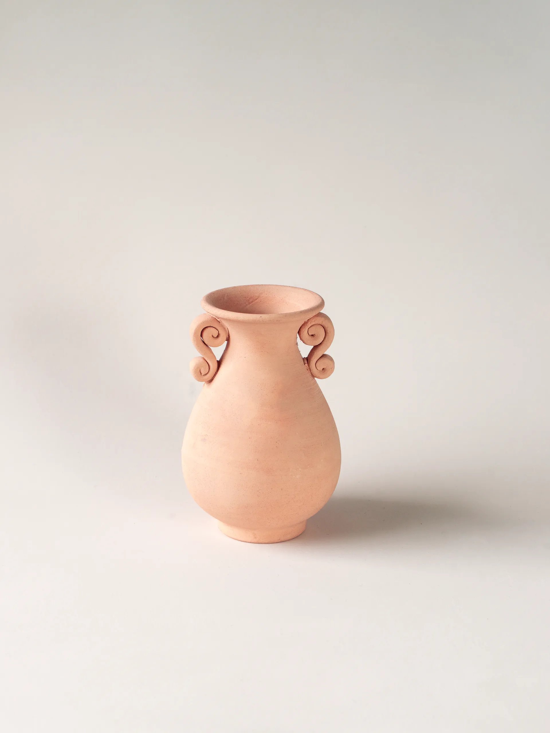 Scroll-Handle Amphora I product image (1)