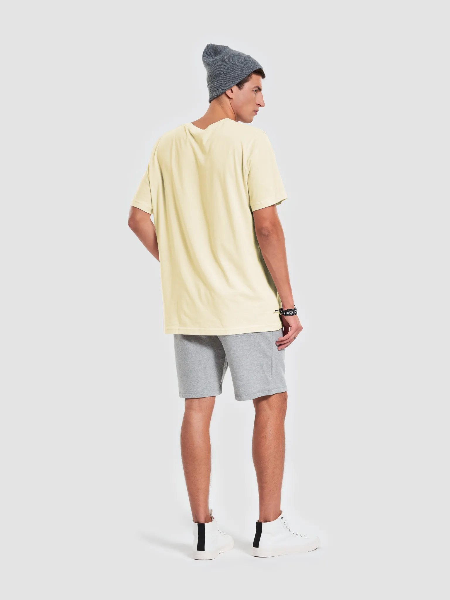 Think Happy Thoughts T-Shirt product image (8)