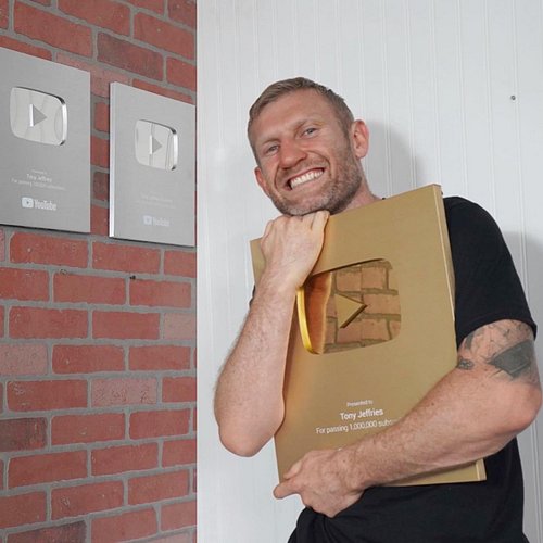 I was asked in a podcast a few weeks ago “Do you mind when people call you a “YouTuber” (which I get a lot these days) 
I sai...