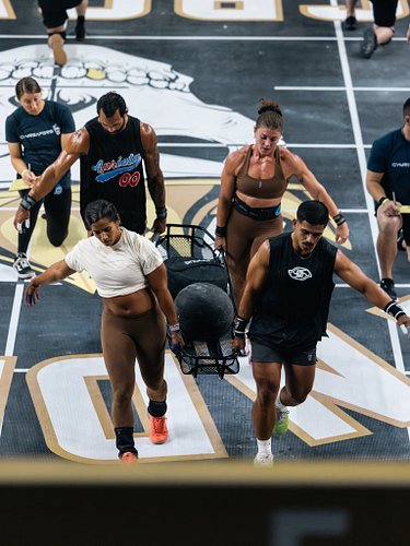 TEAM PE ERRE 
WOD 3

📸 @saraineschew_cf