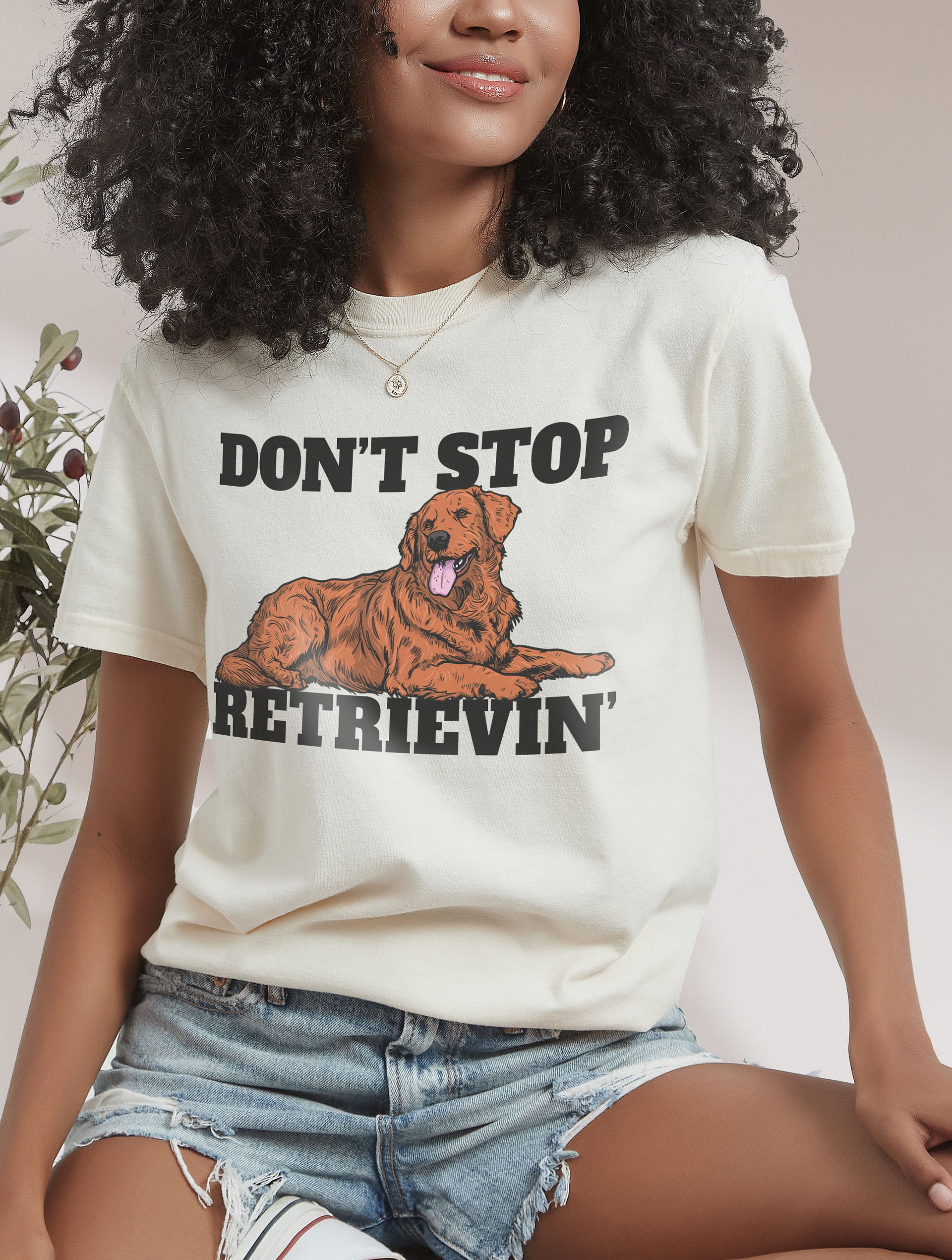 Don't Stop Retrievin' T-Shirt of a Golden Retriever(Red) | Funny T-Shirt for Goldie Paw-rents product image (2)