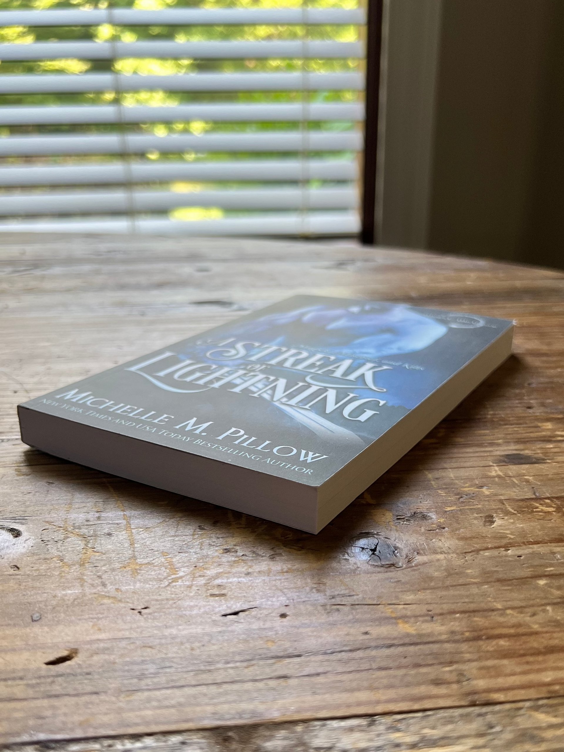 SIGNED: A Streak of Lightning (Warlocks MacGregor #10) Paperback product image (7)