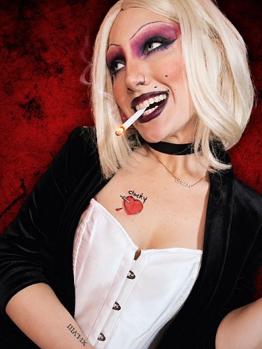 Barbie… I mean @jennifertilly, eat your heart out 🖤

Tiffany Valentine transformation could be watched over on the YouTube li...