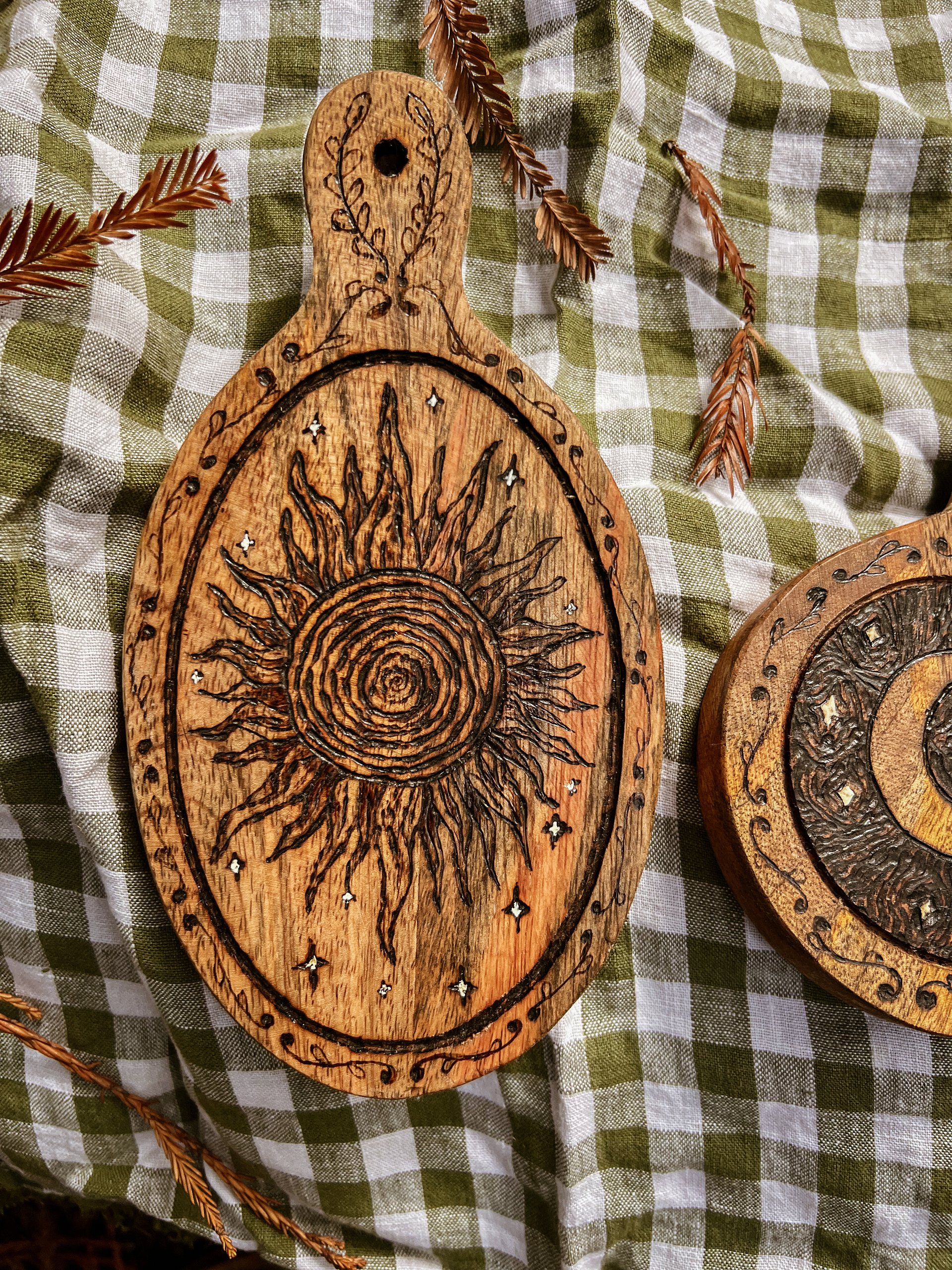 Celestial Serving Platters/Wall Decor product image (3)