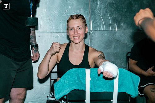 Grateful for this experience. Now I'm officially a professional boxer and this is just the beginning. I didn't win but this o...