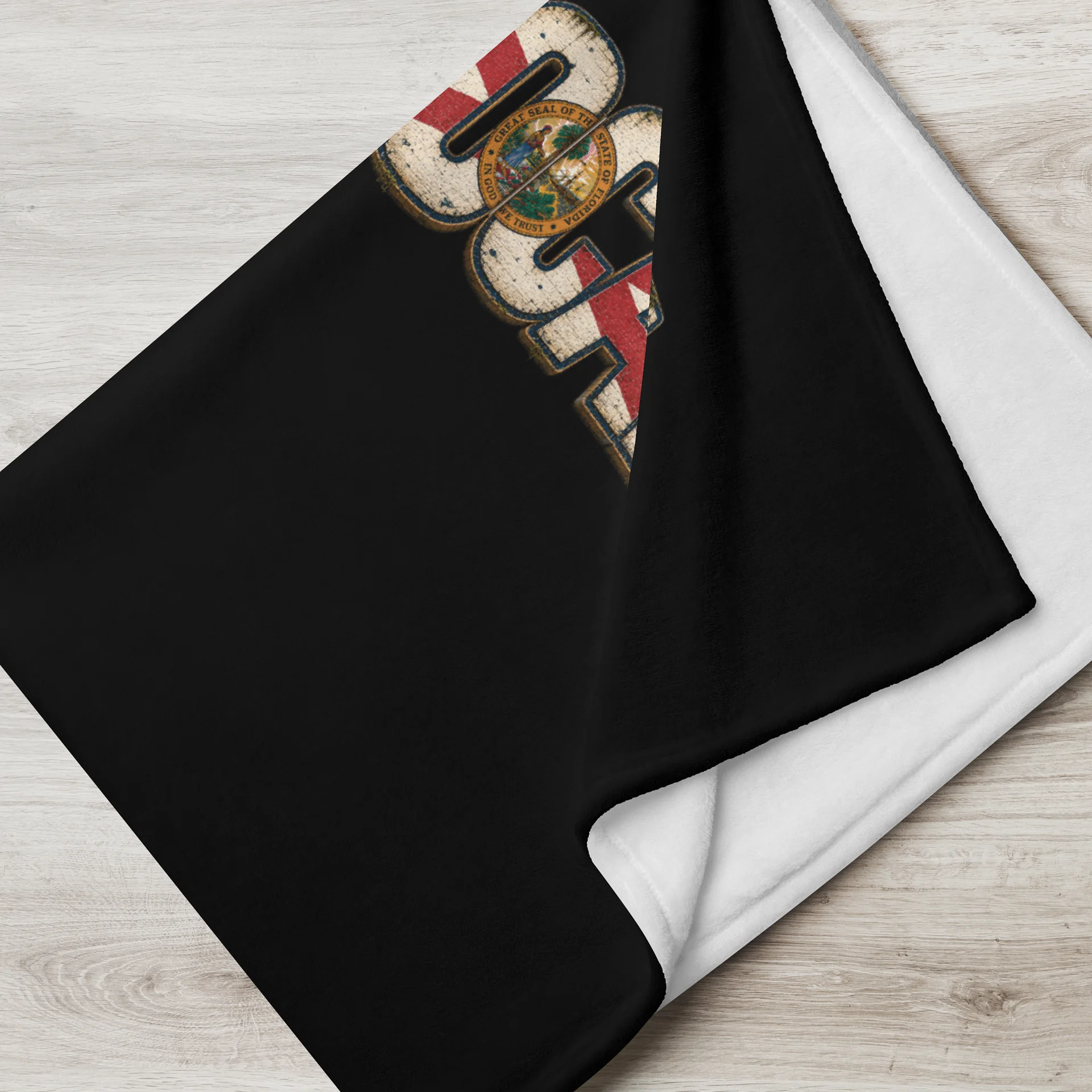 LOCAL. - THE TOWEL product image (2)