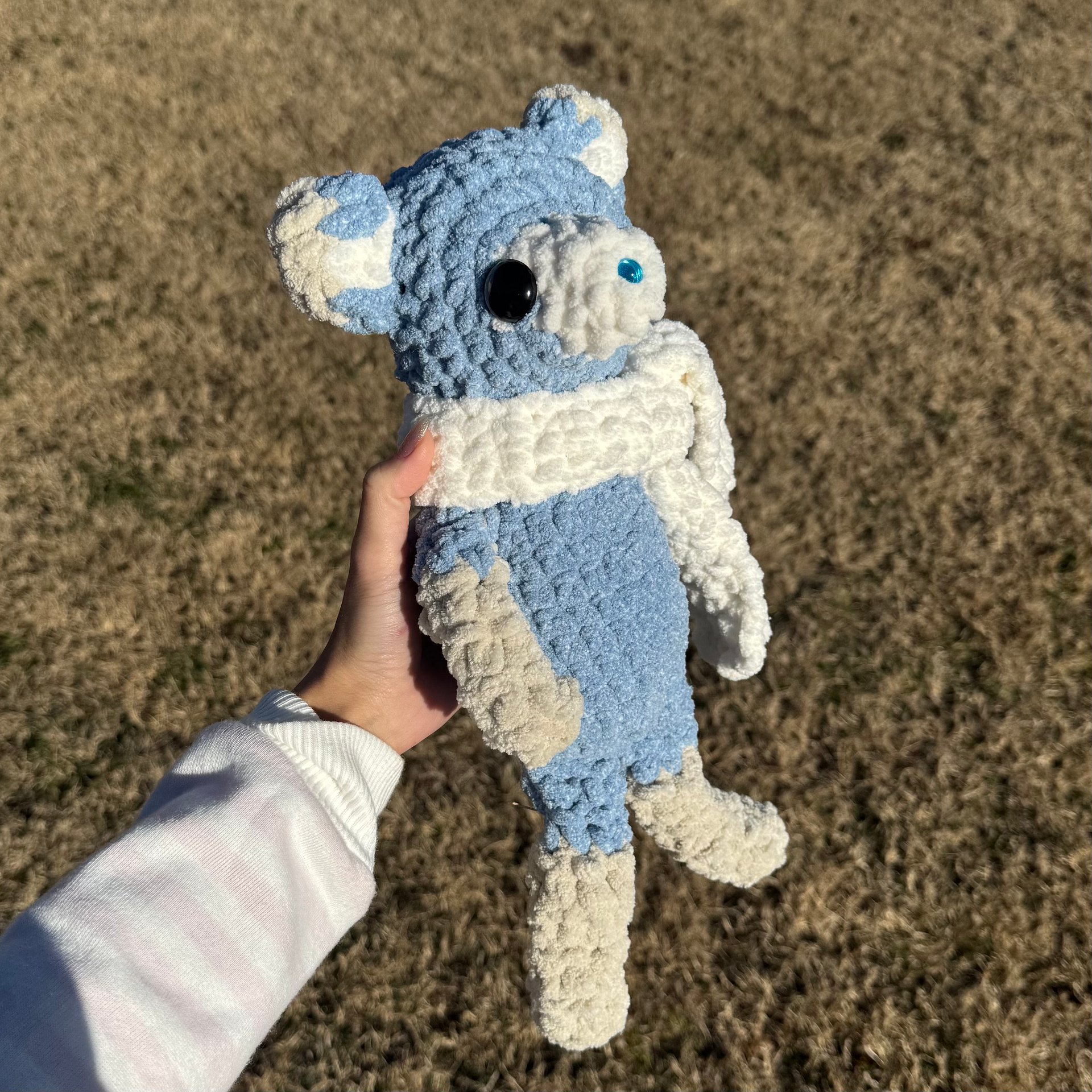 Mighty stuart - blue plushie product image (3)