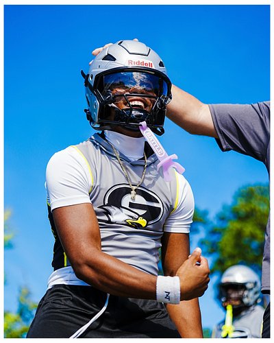 GRAY 7v7 #bluemarble 

#gray #acflora #silverbluff #7v7