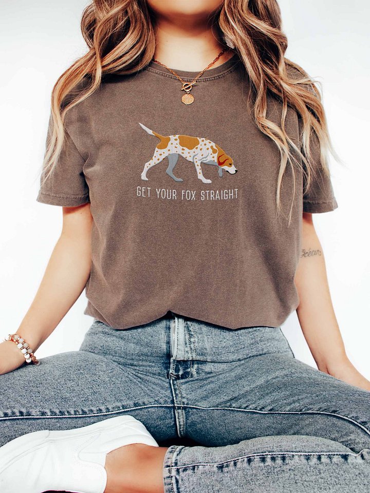 Get Your Fox Straight T-Shirt(Embroidered) of an American Foxhound(Tan & White) product image (2)