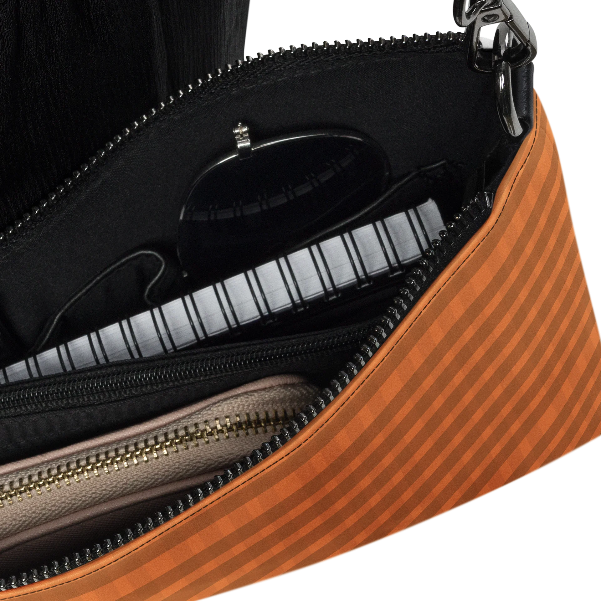 Cheeky Chipmunk - Crossbody Bag product image (6)