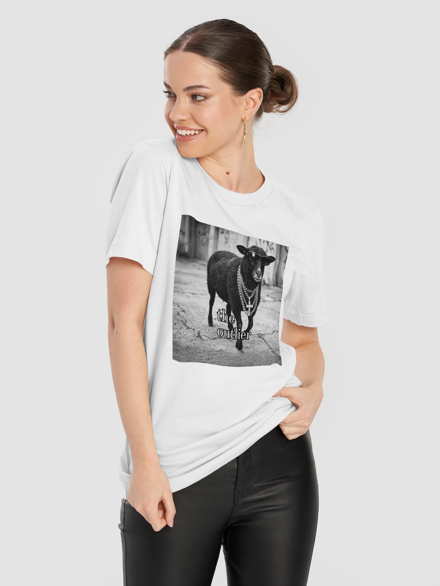 THE OUTLIER | Tee product image (2)