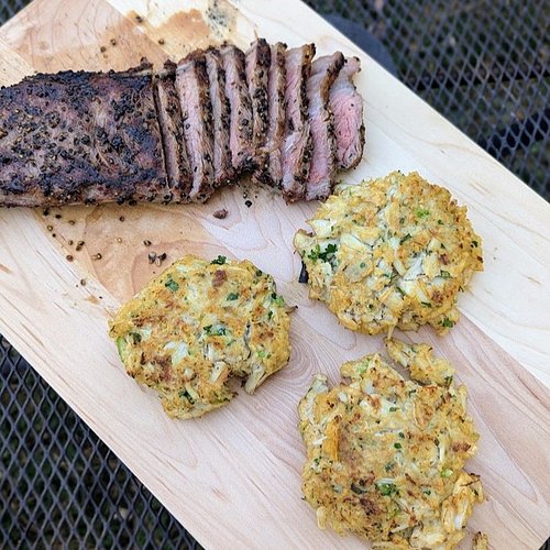 Steak and Cakes! I did a trial run for a future video today.. NY Strip along side some crab cakes.
#surfnturf #steak #nystrip...