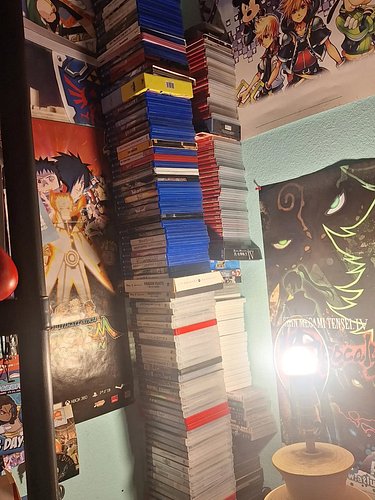 Keep physical games alive! @playstation CAN NOT and WILL NOT take this from us. As long as it's in our hands, they cant take ...