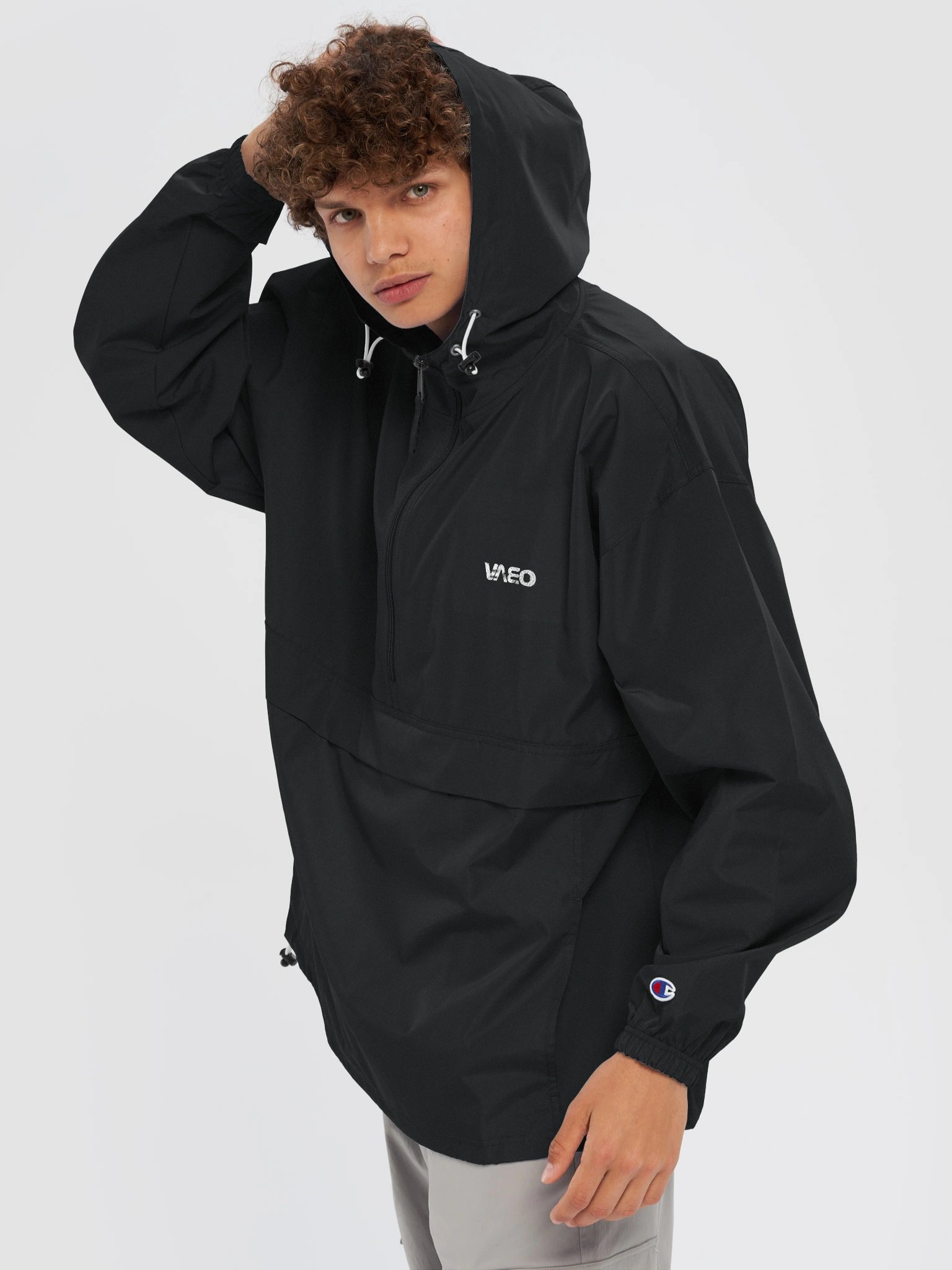 VAEO Shell Windbreaker product image (5)
