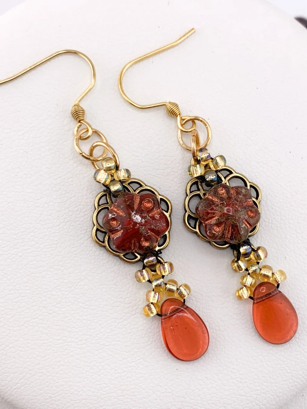 Spiced Berry Beaded Necklace and Earrings Set product image (3)