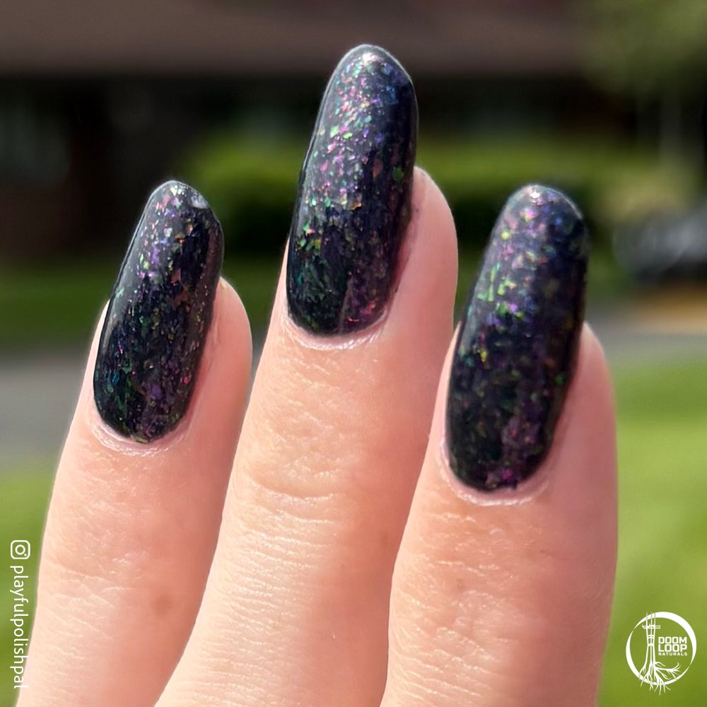 BLUE HOUR BREAK - Midnight Blue Jelly Flakie Nail Polish product image (5)
