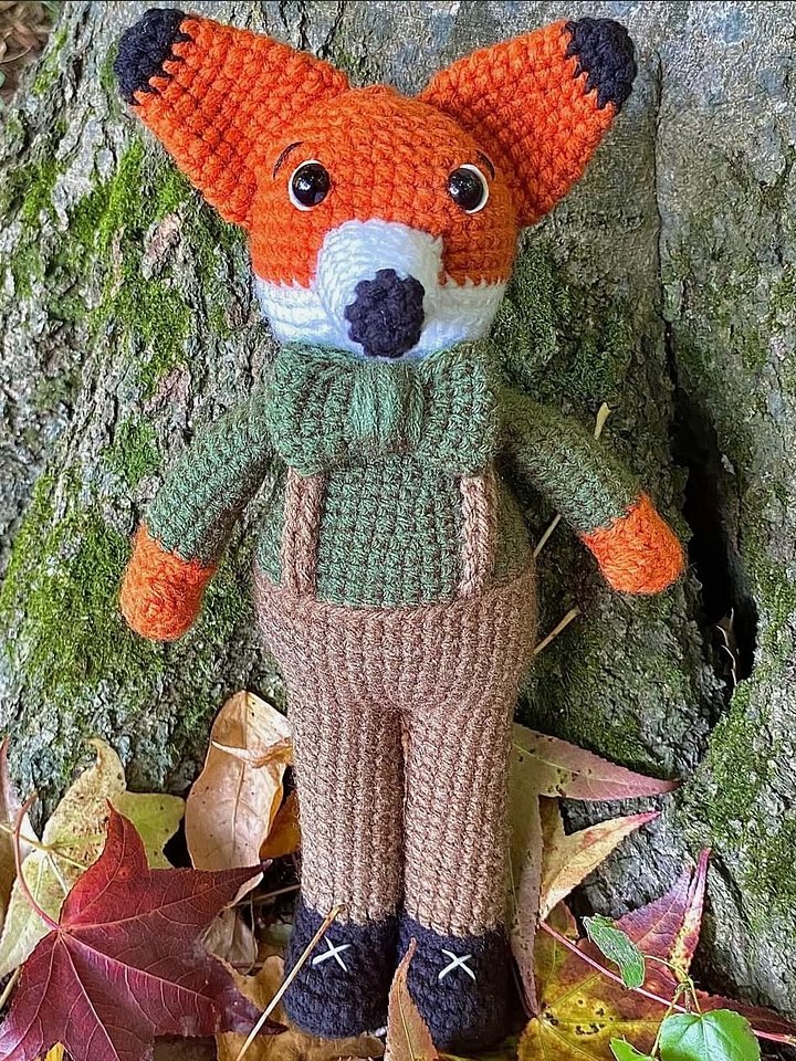 Fisher Fox Amigurumi Pattern product image (1)