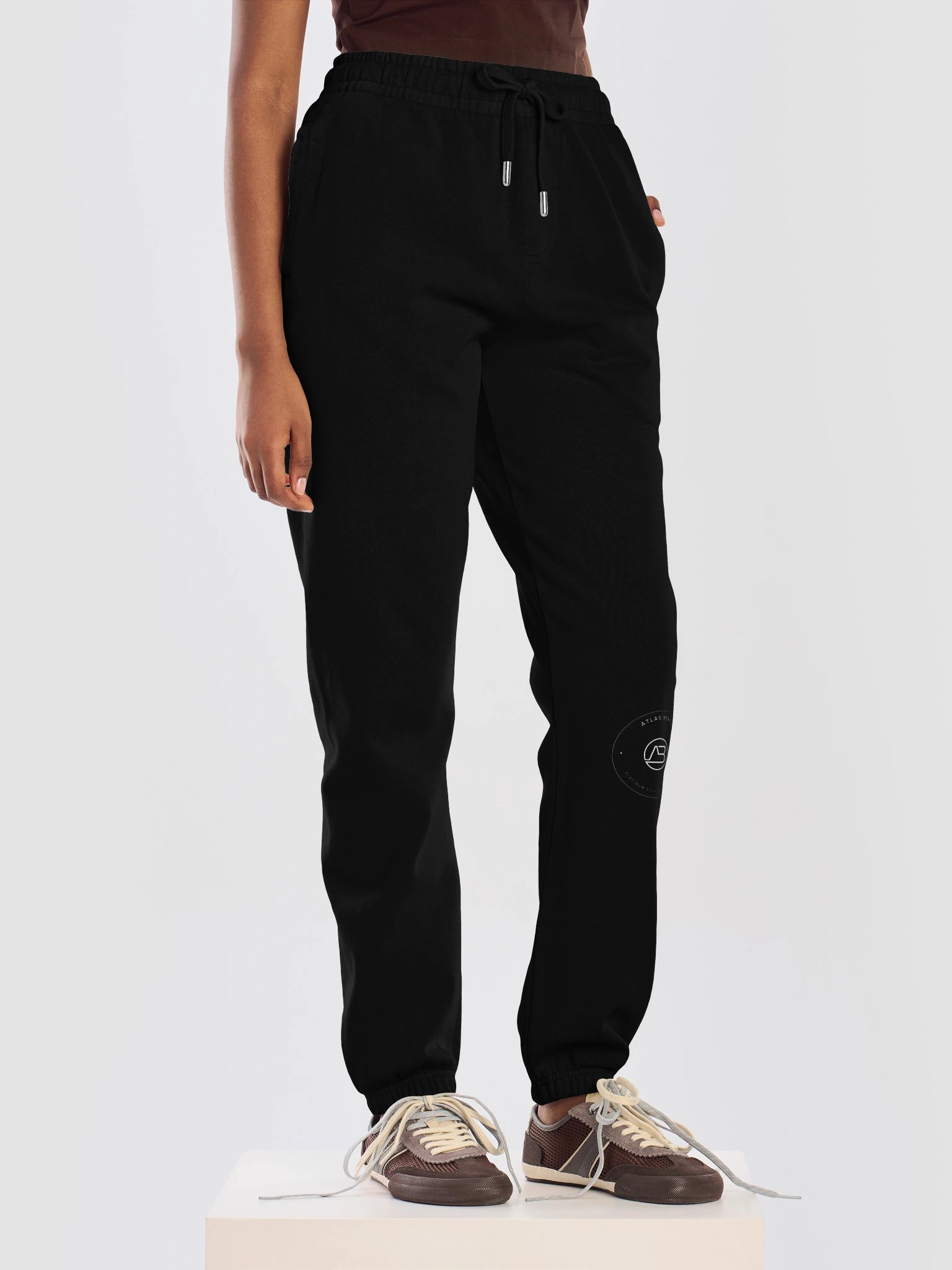 Atlas Bench joggers product image (7)