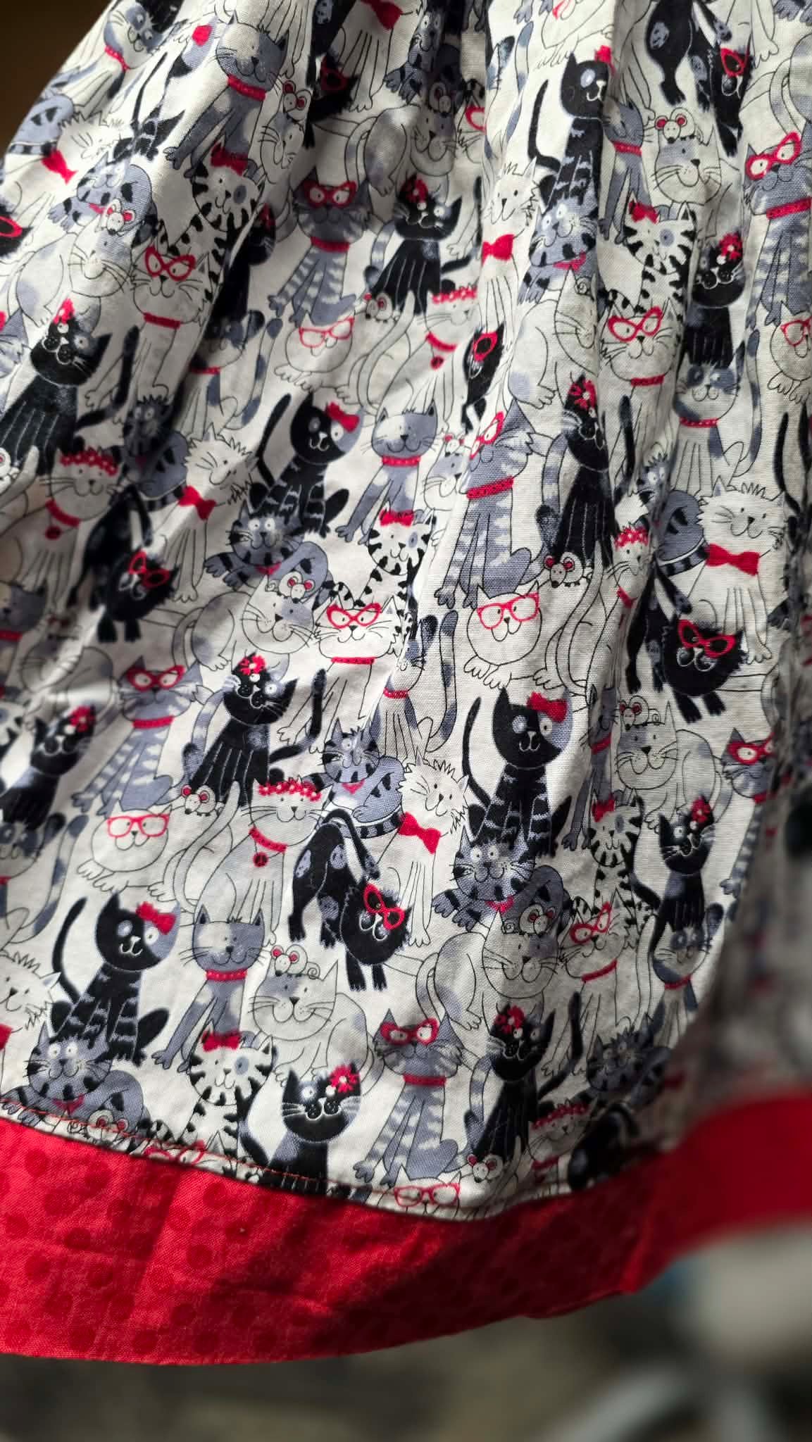 CHRIS N MISSY - Size 8 - GENTLY USED - Black Cats product image (4)