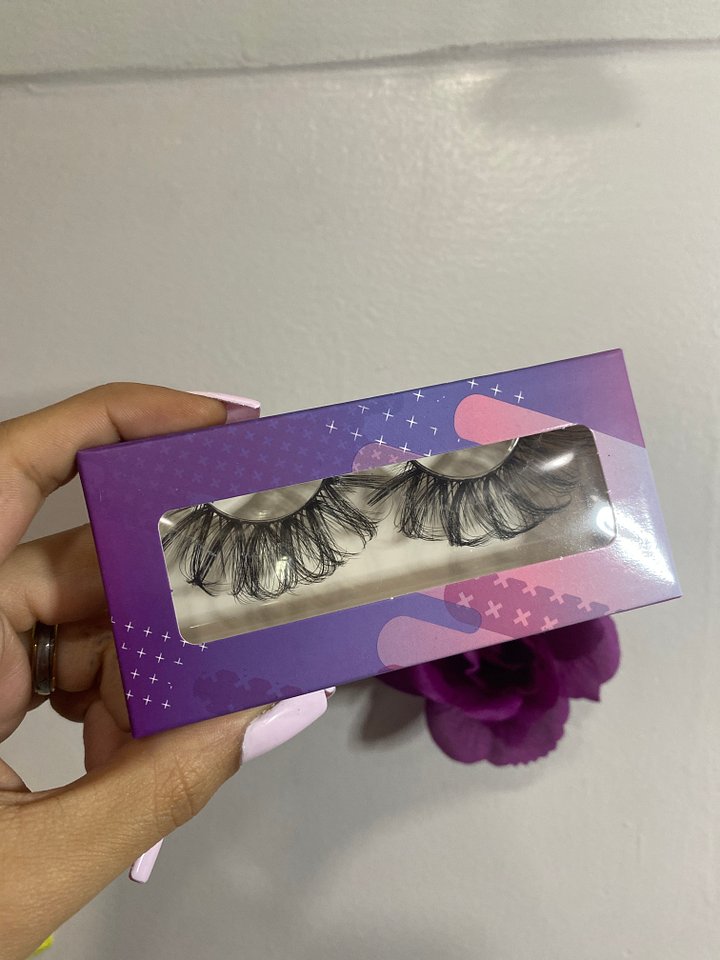 AvA Lashes product image (1)