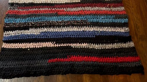 This week in #diy #crochet #homedecor I cut my over loved #tshirts and made enough #tshirtyarn  for this 52 by 94 inch (over ...