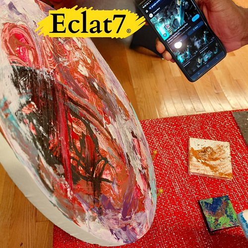 Eclat7: Ayeeeeeee we asked someone Great what do you see? 🎨 

Answer: Final Fantasy 7 *The Circle Canvas Artwork

At events i...
