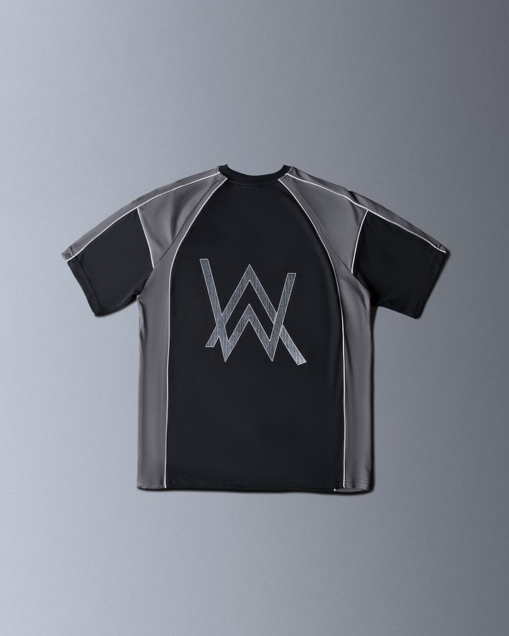 Springseeker Sports T-shirt product image (2)