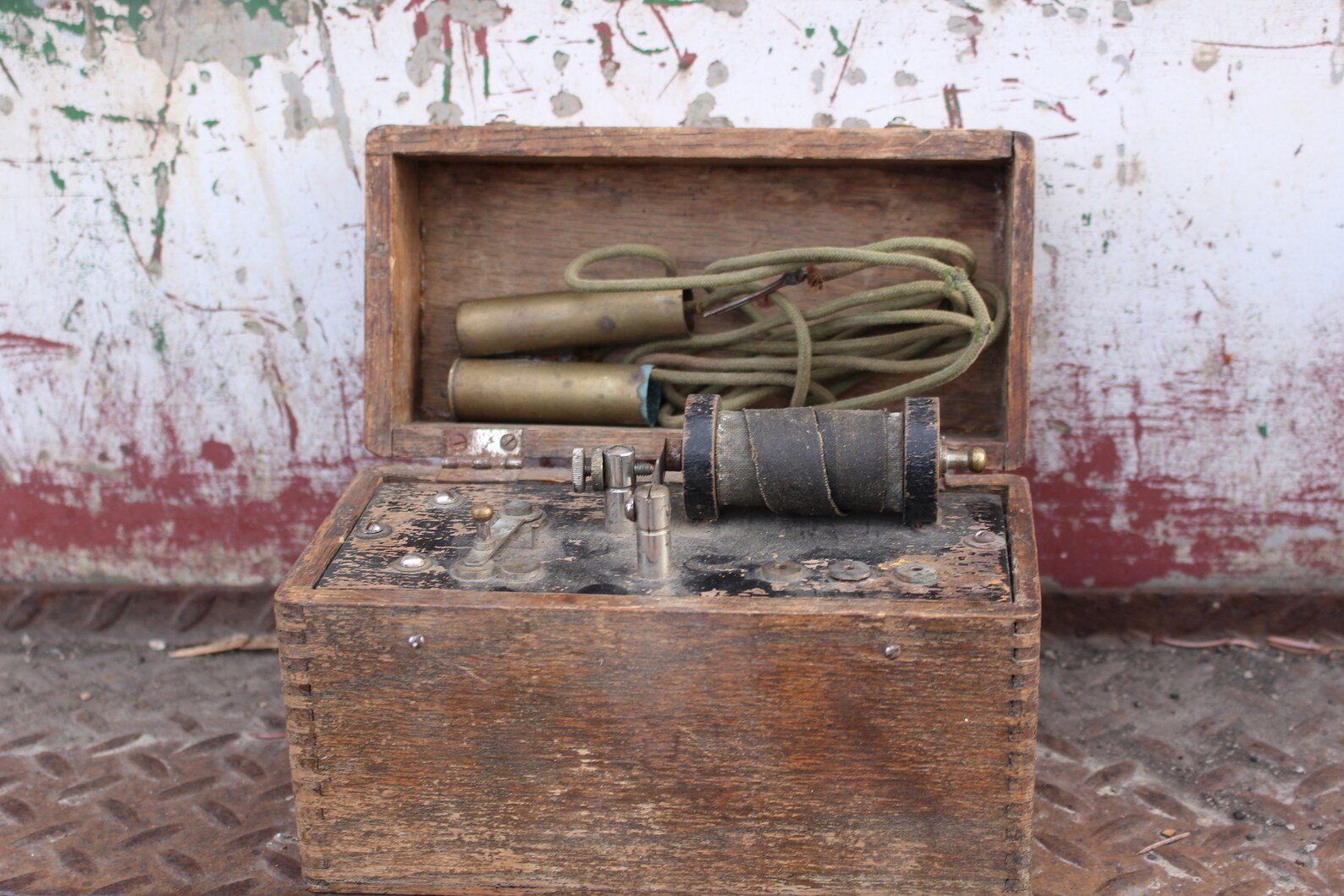 Artifact No.06 - Electrotherapy Device product image (1)