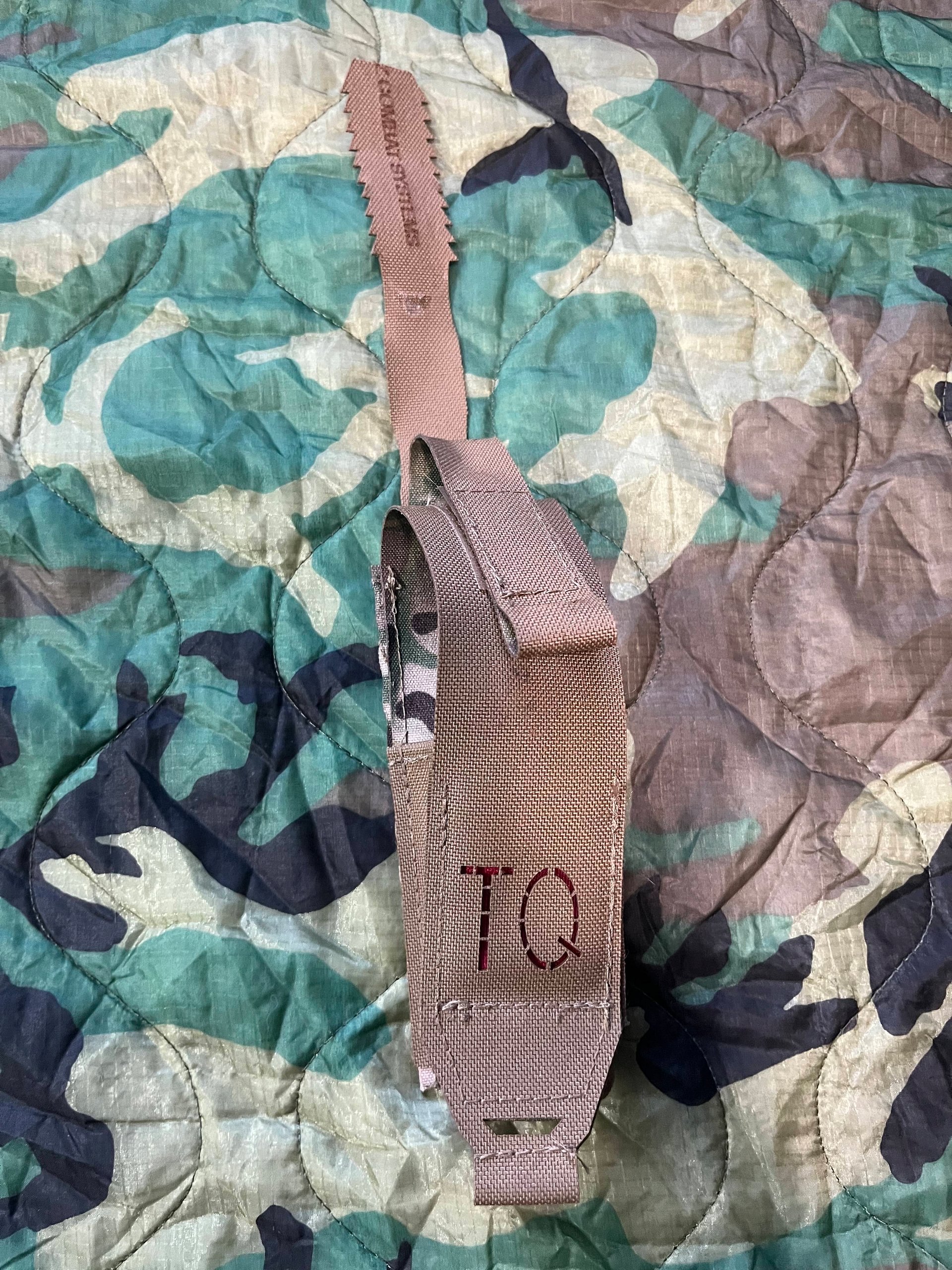 beez combat systems TQ/shears pouch product image (1)