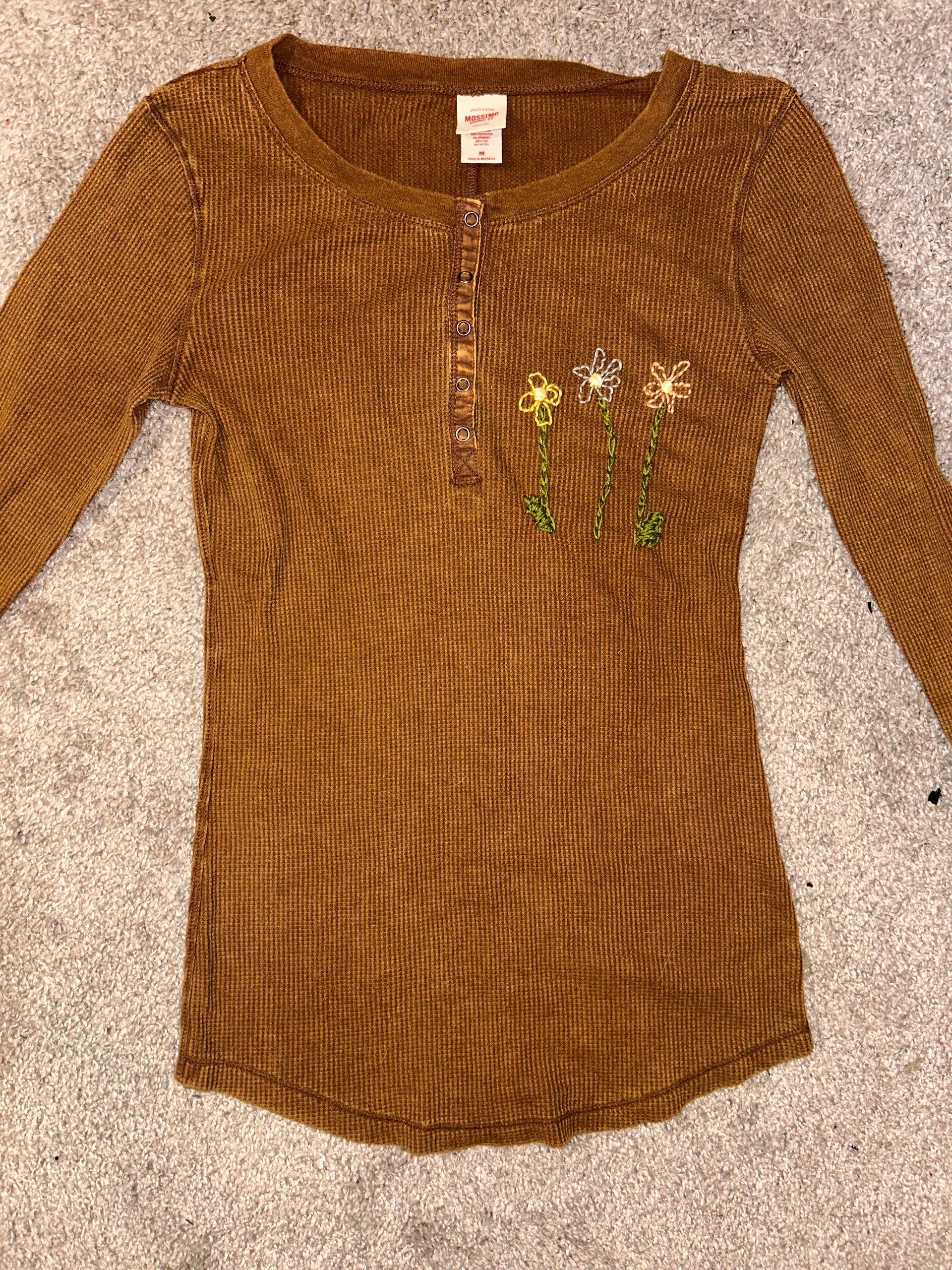 Hand embroidered floral thermal product image (1)
