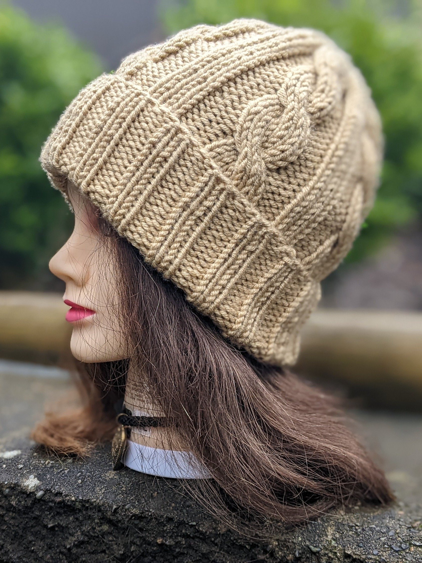 Crème Brûlée Cable Hat Knitting Pattern (Straight Needles) product image (5)