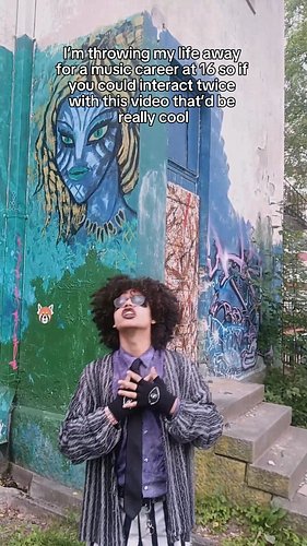 I FOUND A REALLY COOL PLACE TO RECORD PROMO SO EXPECT TO SEE MORE OF THIS LOCATION IN THE FUTURE #altrock #wonkyrock #guitar