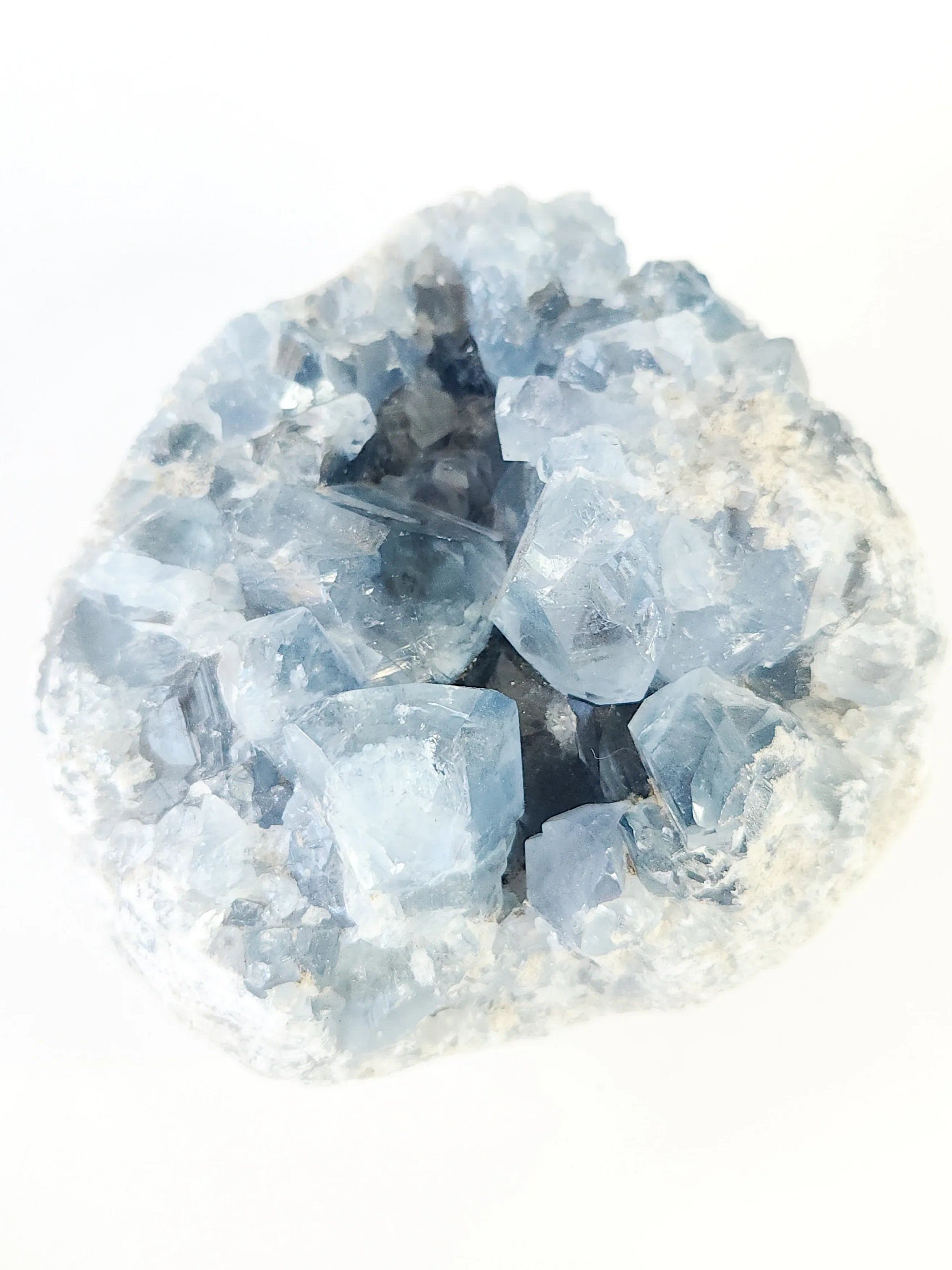 Celestite geode product image (1)