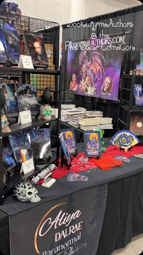 #FiveStarComiCon #BookwyrmAuthors #jorireeves #Danniwilliamsauthor #aliyadalrae