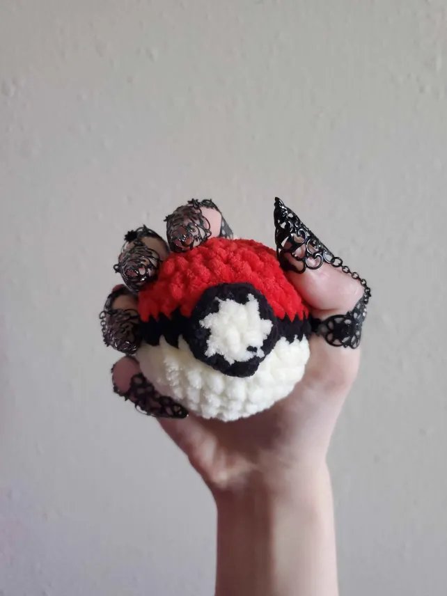 Poké Ball product image (1)