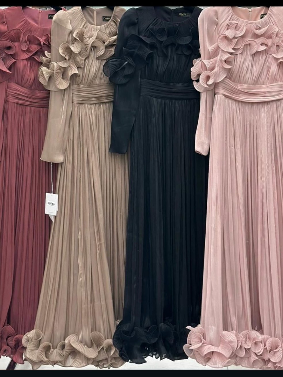 Luxury dress product image (8)