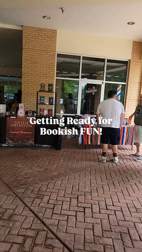 Getting ready outside of Peakway Taps in Apex NC! 

#authorlife #bookevent