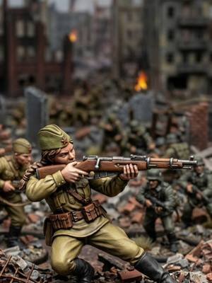 Fierce. Fearless. Unstoppable. 💥🇷🇺 During WWII, over 800,000 women stepped up to serve in the Soviet armed forces, completely rewriting the rules of combat. They didn't just stay behind the scenes—they took the fight straight to the deadly front lines of the Eastern Front. ⚔️🛡️ From the lethal precision of legendary snipers like Lyudmila Pavlichenko 🎯, to the terrifying and stealthy nighttime raids of the famous aviators known as the 