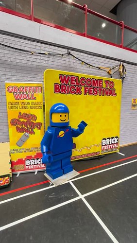 I displayed my Lego at Portsmouth Brick Festival! 

Watch the full vlog on DailyWeeklyBuilds on YouTube!

#lego #brickfestiva...