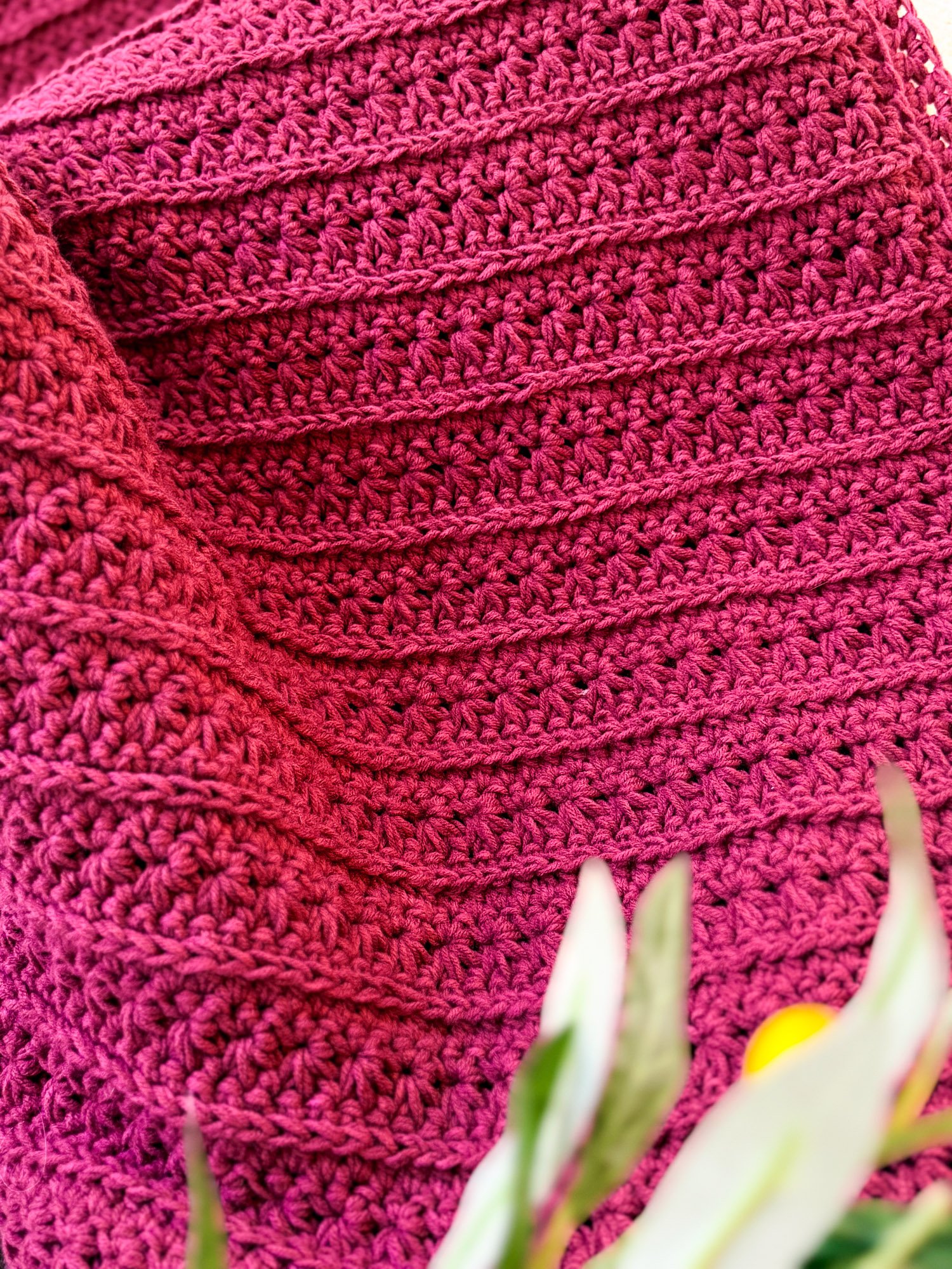Petal Loop Stitch Crochet Blanket product image (7)