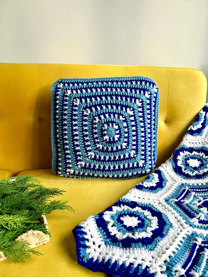 Interlocking Crochet Cushion Cover Pillowcase PDF Crochet Pattern product image (1)