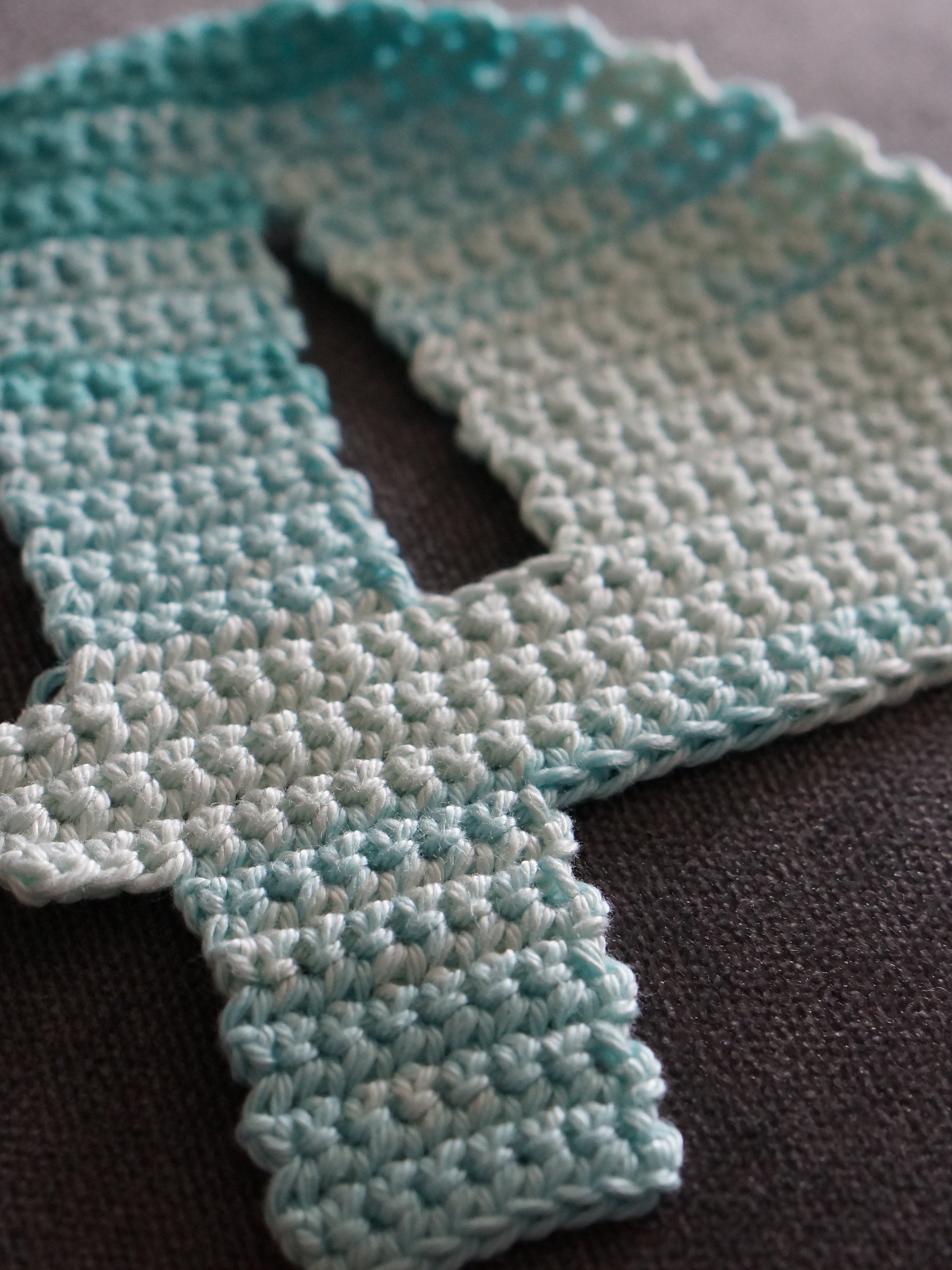 Number 4 crochet pattern product image (1)