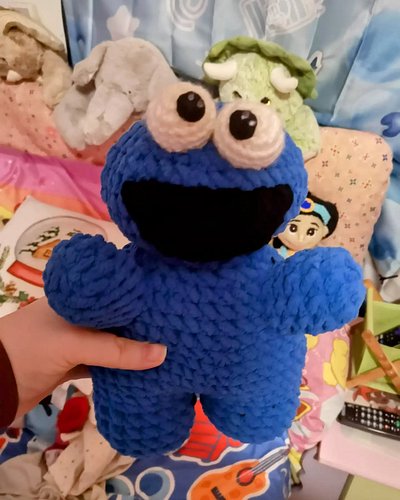 💙💙💙 C is for Cookie Monster! 💙💙💙
I had a blast making this fella! I made a giant version as a modification of the lovely @fat...