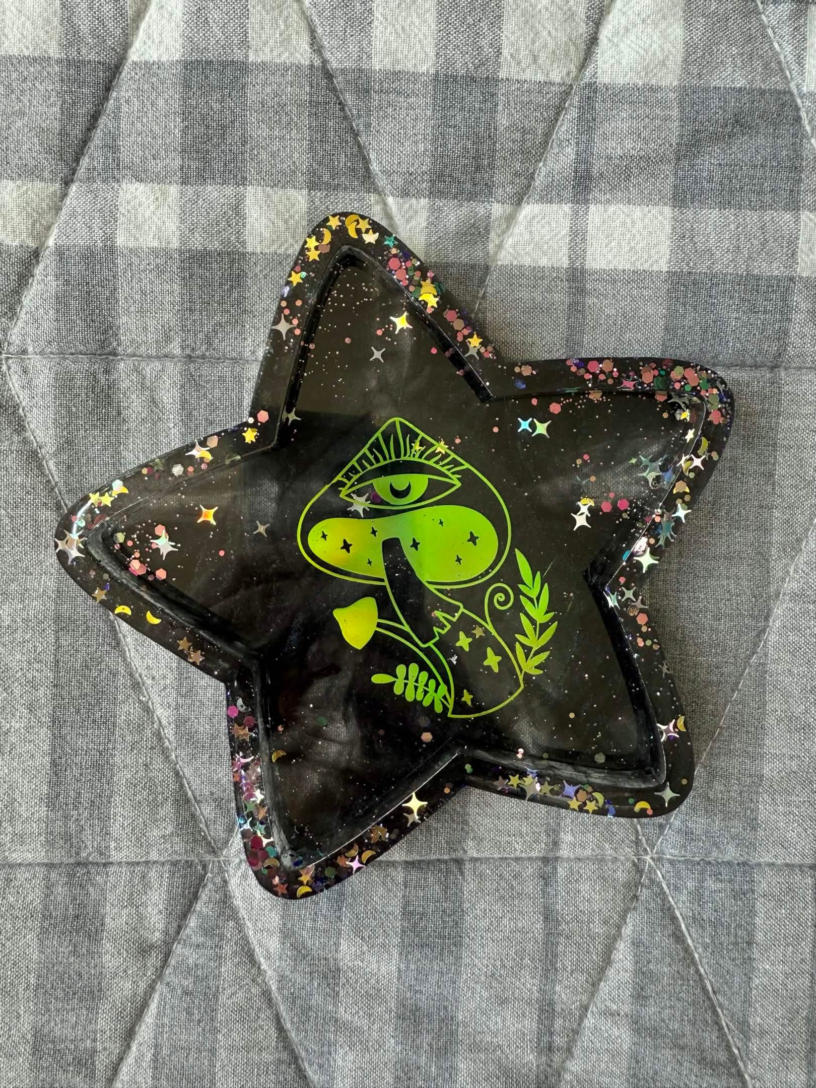 Galaxy Mushroom Star Tray product image (2)