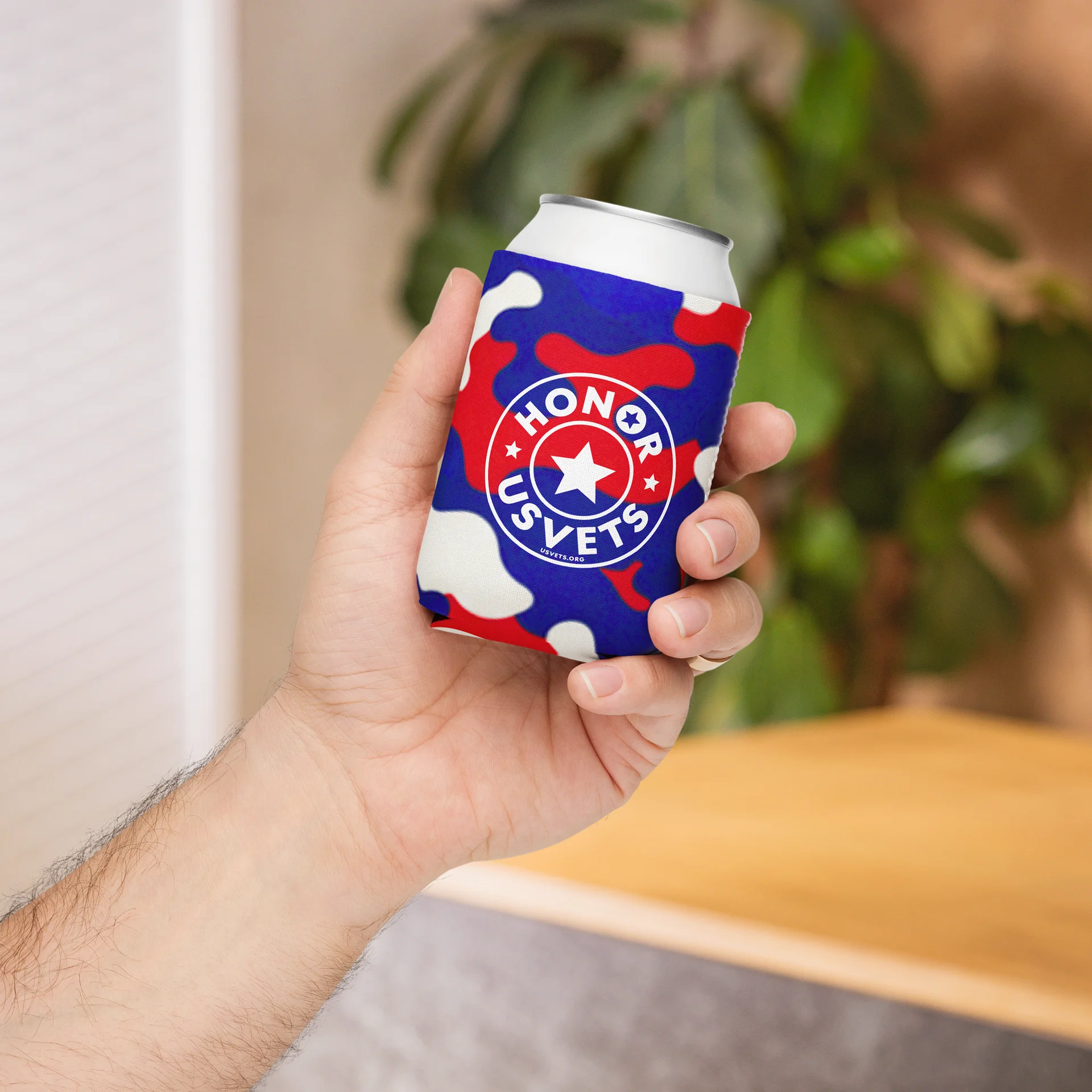 AMERICANA CAMO KOOZIE product image (1)
