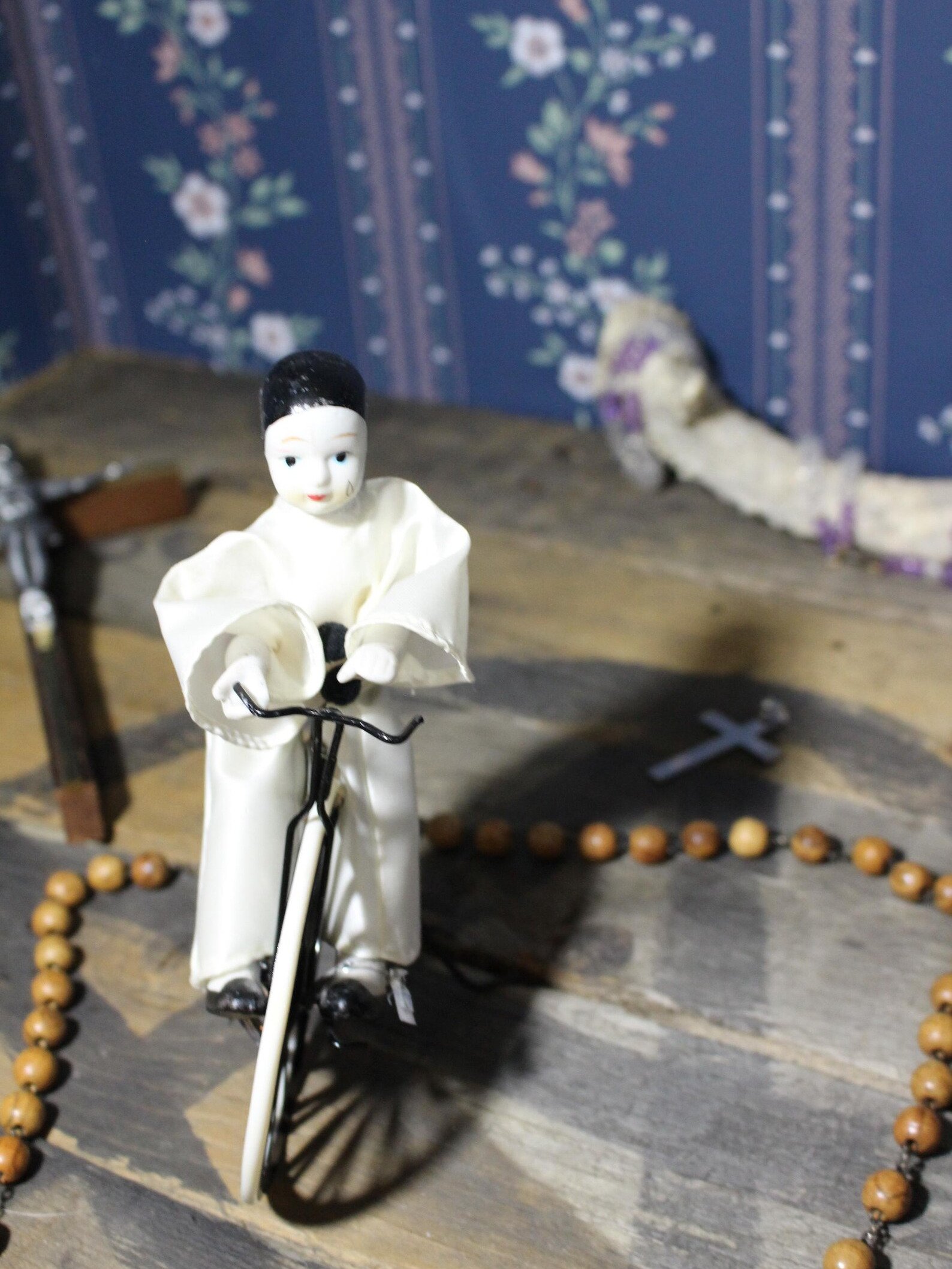 Artifact No.25 - Sad Bicycle Clown product image (9)