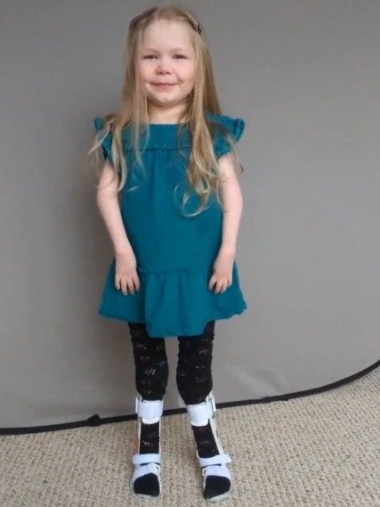 TEA - Size 4 - GENTLY USED - Teal dress product image (1)